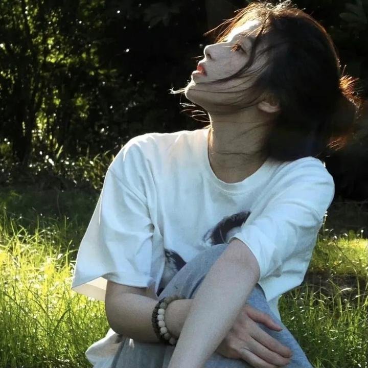 美丽笨女人
